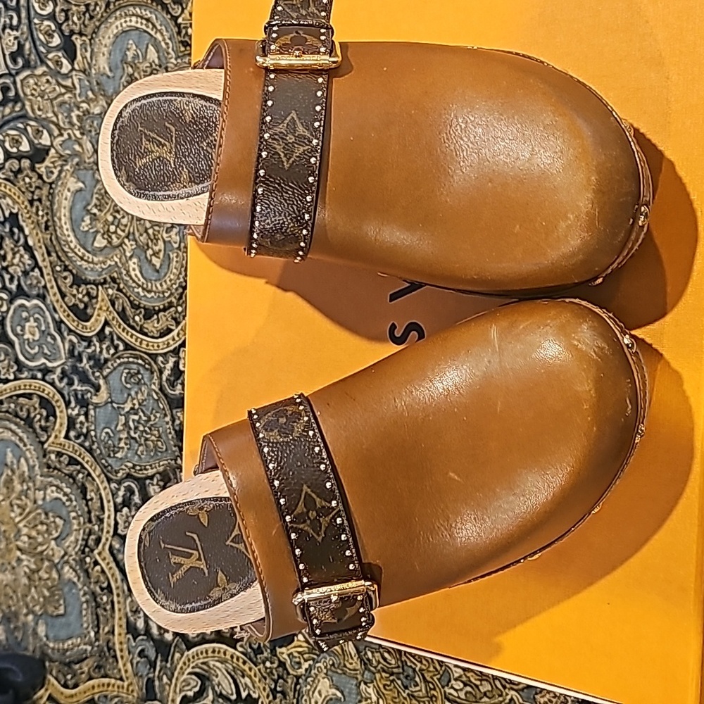 Women mules